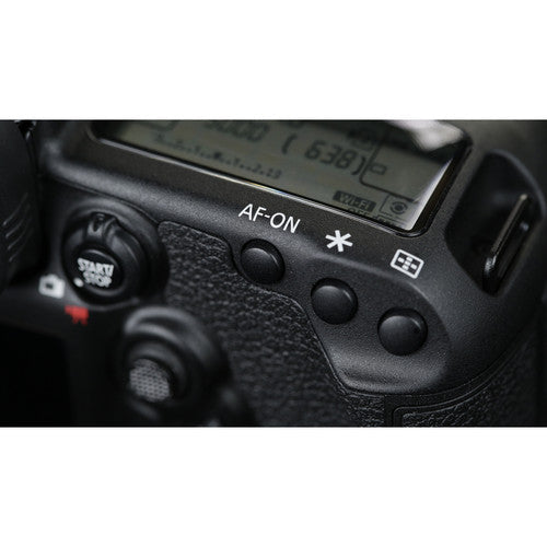 Canon 5D Mark IV with 24-105mm f/4L IS USM  lens