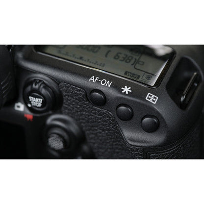 Canon 5D Mark IV with 24-105mm f/4L IS USM  lens