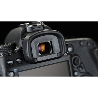 Canon 5D Mark IV with 24-105mm f/4L IS USM  lens