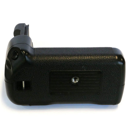 Canon BG-E2N Battery Grip for EOS 50D/40D/30D/20D Cameras (Used)
