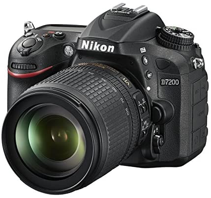 Nikon D7200 with 18-105mm Lens (Used)