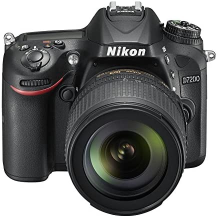 Nikon D7200 with 18-105mm Lens (Used)
