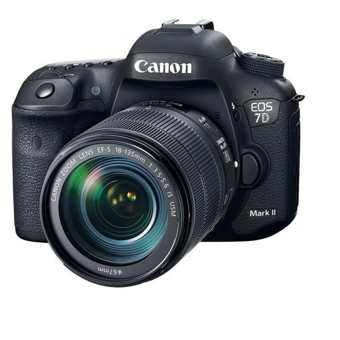 Canon 7D Mark II with 18-135mm Lens