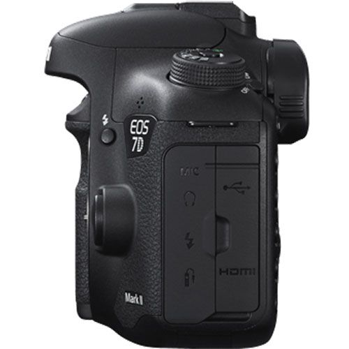 Canon 7D Mark II with 18-135mm Lens