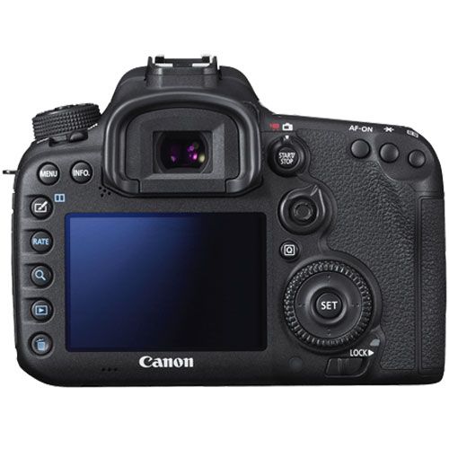 Canon 7D Mark II with 18-135mm Lens